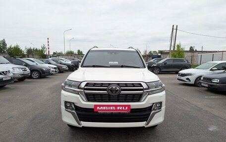Toyota Land Cruiser 200, 2020 год, 10 250 000 рублей, 6 фотография