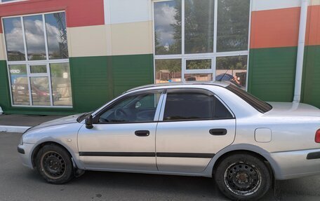 Mitsubishi Carisma I, 2001 год, 200 000 рублей, 4 фотография