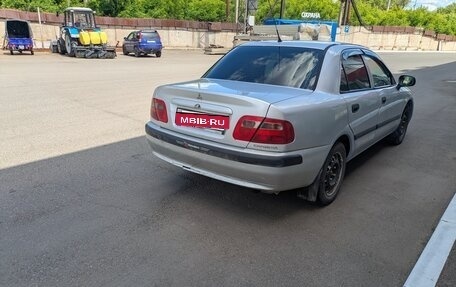 Mitsubishi Carisma I, 2001 год, 200 000 рублей, 3 фотография