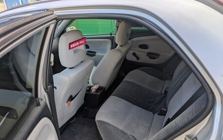 Mitsubishi Carisma I, 2001 год, 200 000 рублей, 6 фотография