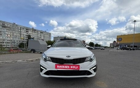 KIA Optima IV, 2019 год, 2 050 000 рублей, 5 фотография