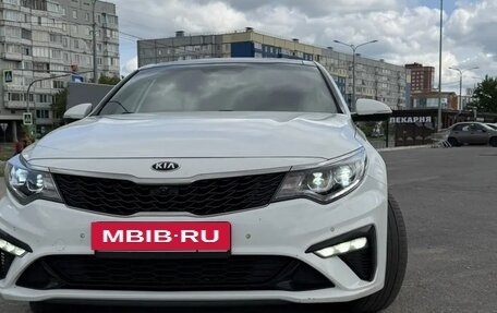 KIA Optima IV, 2019 год, 2 050 000 рублей, 4 фотография