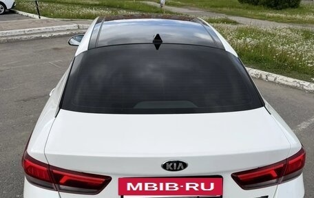 KIA Optima IV, 2019 год, 2 050 000 рублей, 9 фотография