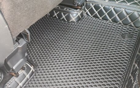 Toyota RAV4, 2022 год, 4 200 000 рублей, 26 фотография