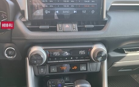 Toyota RAV4, 2022 год, 4 200 000 рублей, 18 фотография