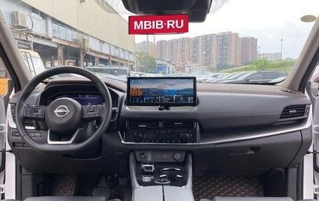Nissan X-Trail, 2023 год, 3 550 000 рублей, 3 фотография