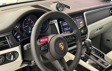 Porsche Macan I рестайлинг, 2025 год, 10 895 000 рублей, 22 фотография