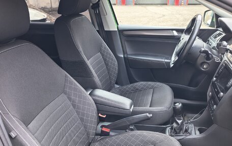 Skoda Rapid I, 2018 год, 1 370 000 рублей, 23 фотография