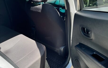 Toyota Vitz, 2012 год, 725 000 рублей, 10 фотография