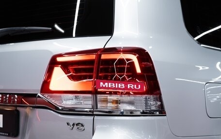 Toyota Land Cruiser 200, 2018 год, 8 800 000 рублей, 19 фотография