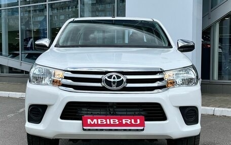 Toyota Hilux VIII, 2021 год, 3 090 000 рублей, 2 фотография