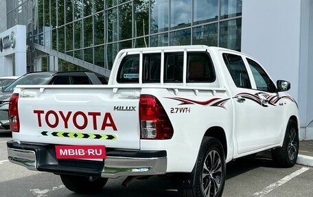 Toyota Hilux VIII, 2021 год, 3 090 000 рублей, 7 фотография