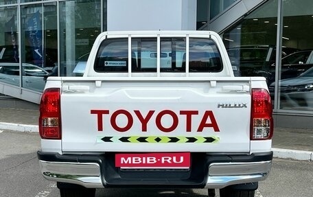 Toyota Hilux VIII, 2021 год, 3 090 000 рублей, 5 фотография