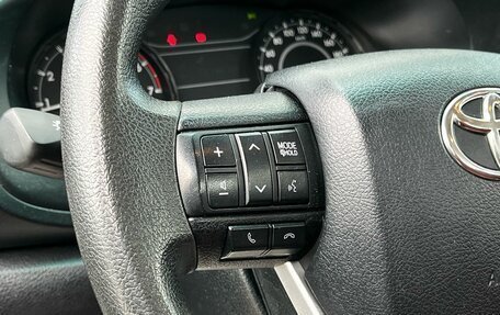 Toyota Hilux VIII, 2021 год, 3 090 000 рублей, 15 фотография