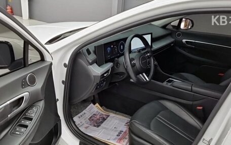 Hyundai Sonata VIII, 2023 год, 2 250 000 рублей, 6 фотография