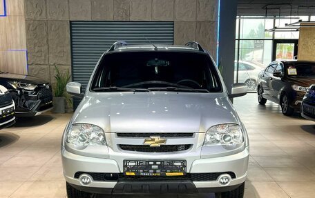 Chevrolet Niva I рестайлинг, 2016 год, 785 000 рублей, 2 фотография