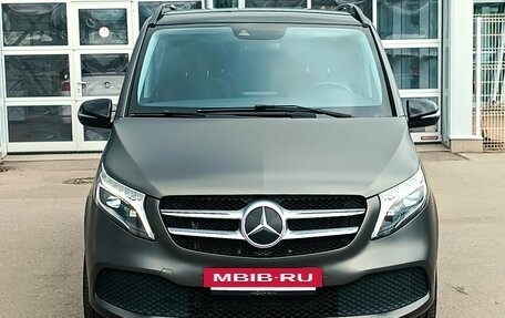 Mercedes-Benz V-Класс, 2020 год, 5 750 000 рублей, 2 фотография