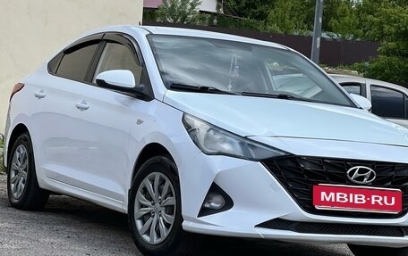 Hyundai Solaris II рестайлинг, 2021 год, 1 400 000 рублей, 7 фотография