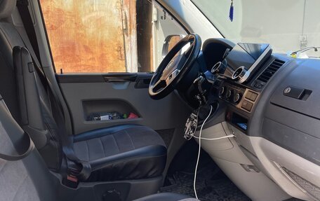Volkswagen Caravelle T5, 2011 год, 2 000 000 рублей, 9 фотография