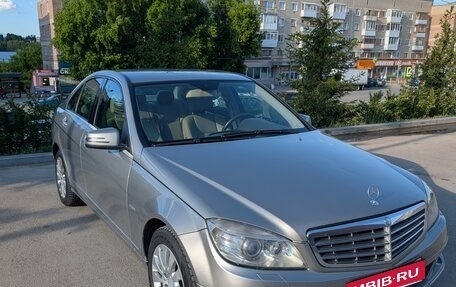 Mercedes-Benz C-Класс, 2008 год, 1 300 000 рублей, 2 фотография