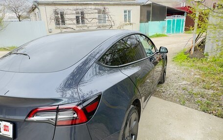 Tesla Model 3 I, 2023 год, 1 800 000 рублей, 2 фотография