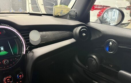 MINI Hatch, 2019 год, 2 600 000 рублей, 17 фотография