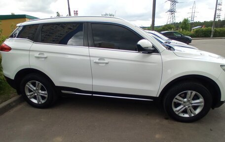 Geely Atlas I, 2018 год, 1 700 000 рублей, 3 фотография