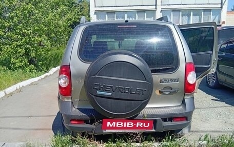 Chevrolet Niva I рестайлинг, 2012 год, 360 000 рублей, 6 фотография