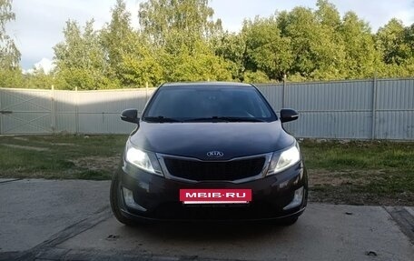 KIA Rio III рестайлинг, 2014 год, 895 000 рублей, 2 фотография