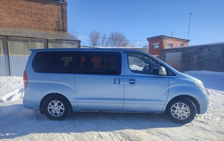 Hyundai Grand Starex Grand Starex I рестайлинг 2, 2009 год, 1 049 000 рублей, 3 фотография