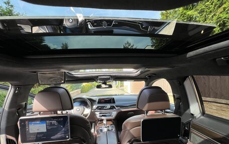 BMW 7 серия, 2021 год, 8 000 000 рублей, 6 фотография