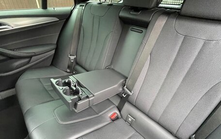 BMW 5 серия, 2017 год, 3 100 000 рублей, 10 фотография