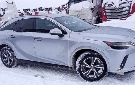 Lexus RX IV рестайлинг, 2023 год, 9 650 000 рублей, 8 фотография