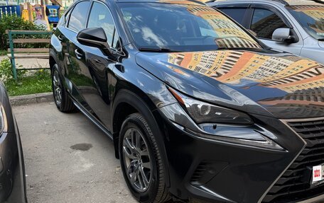 Lexus NX I, 2019 год, 2 650 000 рублей, 3 фотография