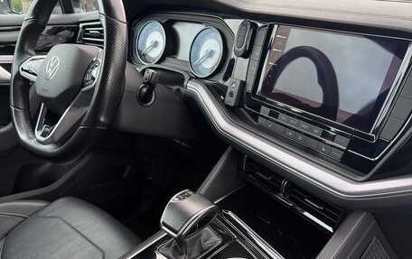 Volkswagen Touareg III, 2021 год, 5 999 999 рублей, 9 фотография