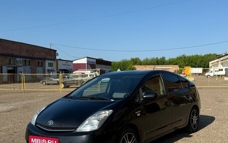 Toyota Prius, 2008 год, 665 000 рублей, 3 фотография