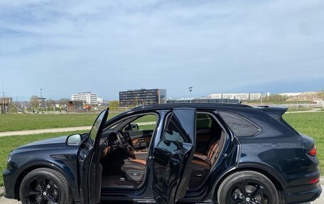 Bentley Bentayga I, 2024 год, 25 750 000 рублей, 4 фотография