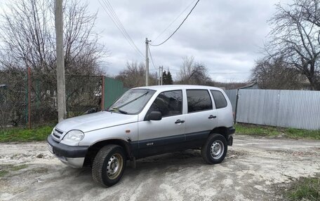Chevrolet Niva I рестайлинг, 2003 год, 365 000 рублей, 4 фотография