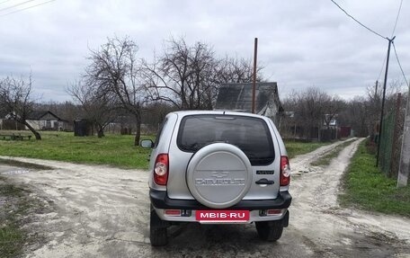 Chevrolet Niva I рестайлинг, 2003 год, 365 000 рублей, 3 фотография