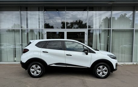 Renault Kaptur I рестайлинг, 2017 год, 1 550 000 рублей, 4 фотография