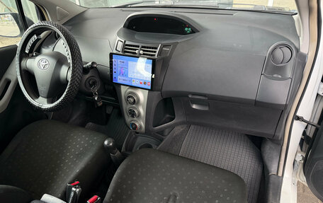 Toyota Yaris III рестайлинг, 2008 год, 499 000 рублей, 5 фотография