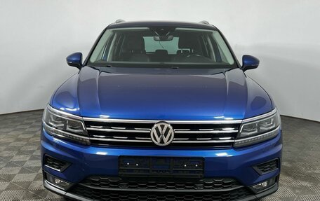 Volkswagen Tiguan II, 2019 год, 2 890 000 рублей, 2 фотография