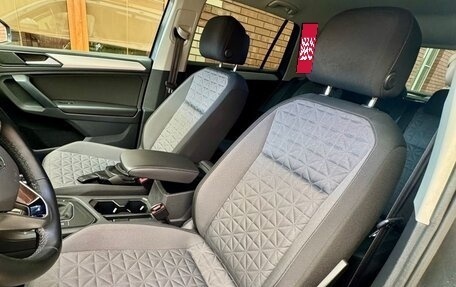 Volkswagen Tiguan II, 2021 год, 2 750 000 рублей, 9 фотография