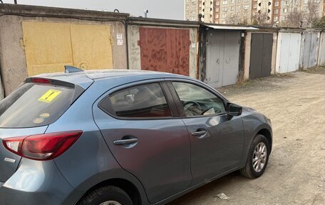 Mazda Demio IV, 2016 год, 950 000 рублей, 5 фотография