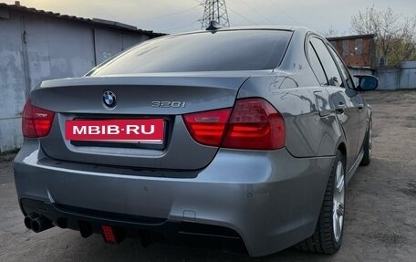 BMW 3 серия, 2009 год, 870 000 рублей, 3 фотография