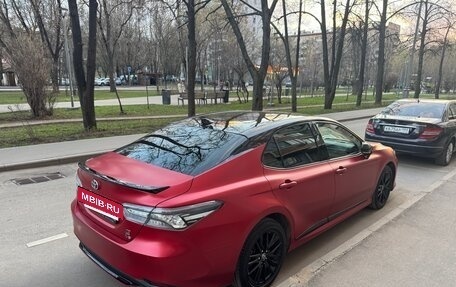 Toyota Camry, 2021 год, 3 900 000 рублей, 3 фотография