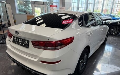 KIA Optima IV, 2018 год, 1 990 000 рублей, 4 фотография
