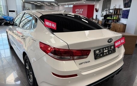 KIA Optima IV, 2018 год, 1 990 000 рублей, 3 фотография
