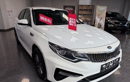 KIA Optima IV, 2018 год, 1 990 000 рублей, 2 фотография