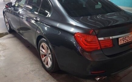 BMW 7 серия, 2009 год, 1 750 000 рублей, 3 фотография
